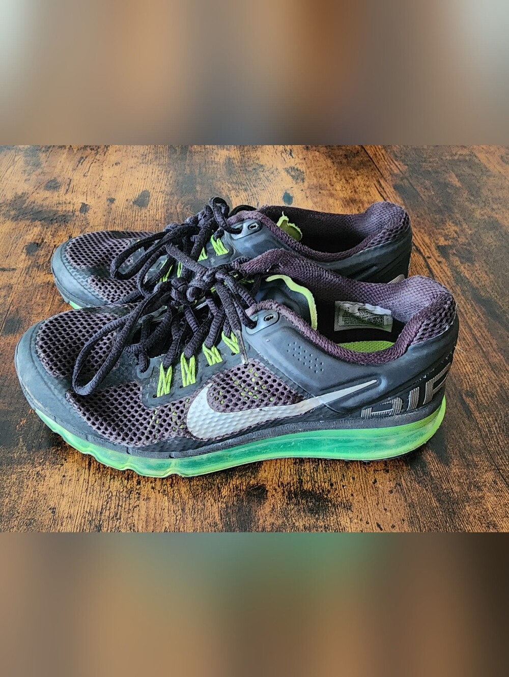 Youth Nike Air Max 2013 "Black VOLT" US 6y
